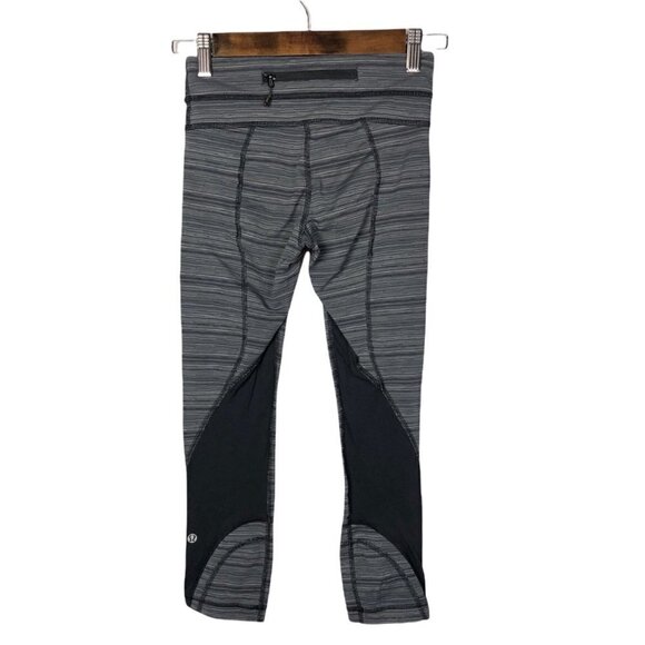 Lululemon Run: Inspire Crop II Mesh in Cyber Stripe 2 - Picture 3 of 8
